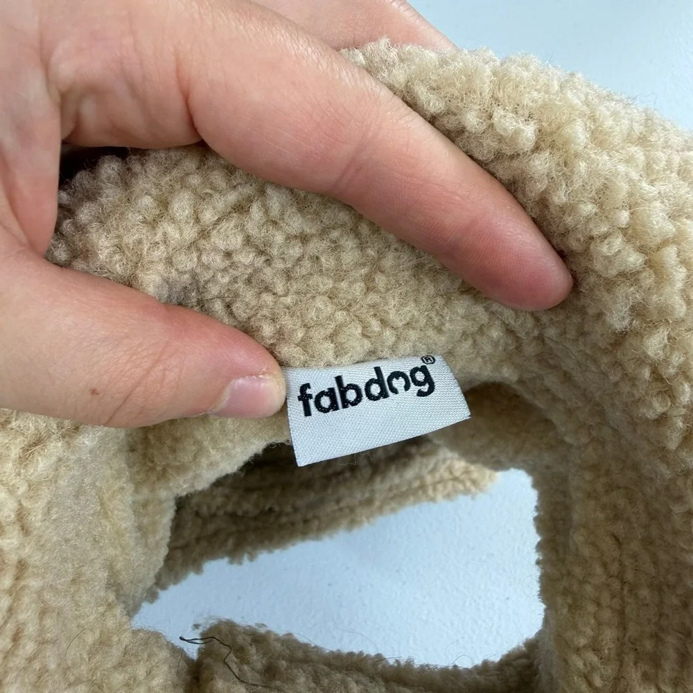 FabDog green Sherpa lined quilted Velcro dog‎ jacket coat winter fashion medium
